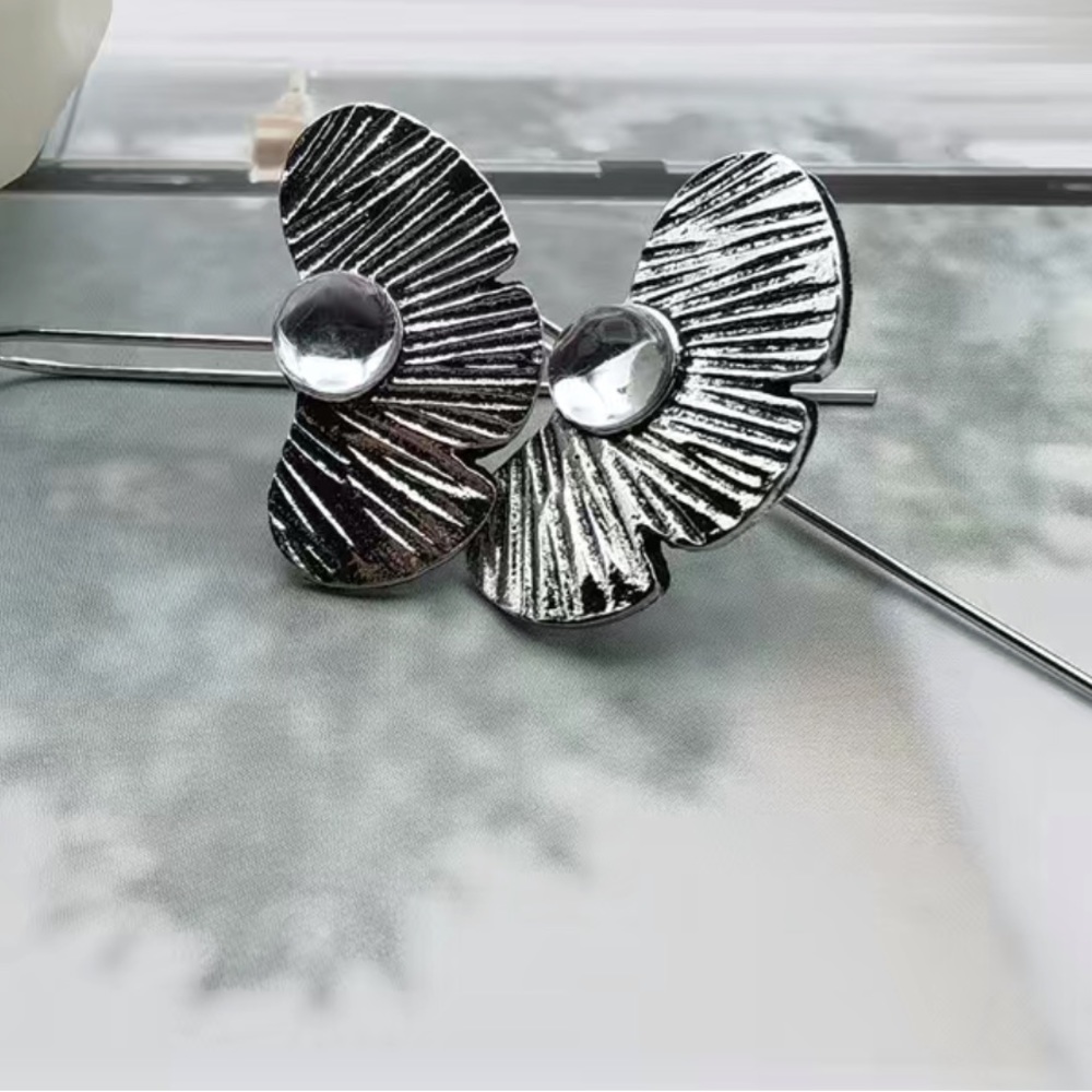 Silver Textured Leaf Drop Earrings